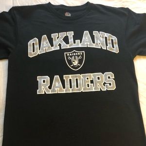 Medium Oakland Raiders T-shirt